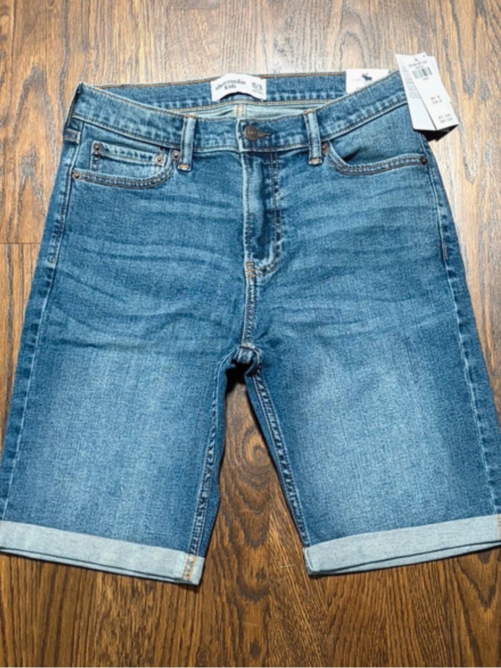 NWT Abercrombie Kids Cuffed Denim Bermuda Jorts Shorts Size 15/16 Adjust Waist